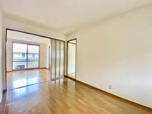 メゾン デラ W B棟 B0203号-2