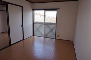 ファミールササキ A0202号-4