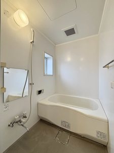 モンターニュ A棟 A0202号-8