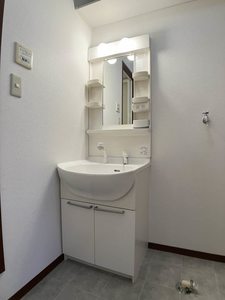 フローラルコート D棟 D0208号-6