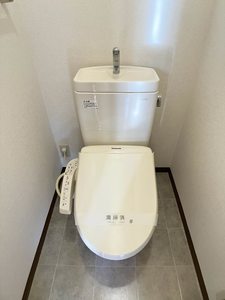 フローラルコート D棟 D0208号-8