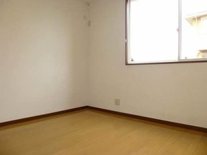 バリュージュサンヨー B棟 B0105号-5