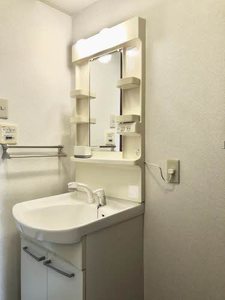 バリュージュサンヨー B棟 B0203号-7