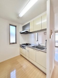 サン・ソニア B棟 B0205号-3