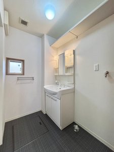 ウィンズ　Ｃ棟 C0106号-7