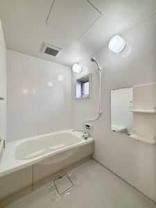 ウィンズ　Ｃ棟 C0106号-8