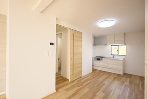 サンマリノ　Ａ棟 A0102号-9