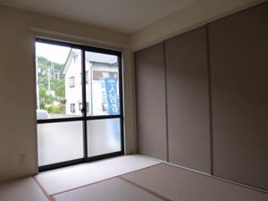 ファミール・ビレジ　Ｂ棟 B0102号-5