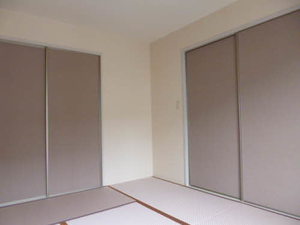 ファミール・ビレジ　Ｂ棟 B0102号-12