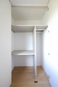 コンフォート B棟 B0102号-8