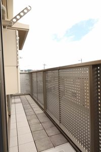 ヴィラージュヌフ Ⅲ棟 C0301号-12