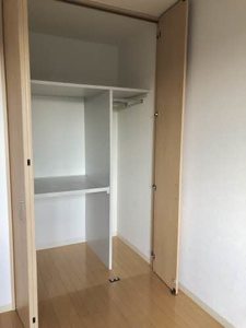 ファルカスⅡ　Ａ棟 A0101号-8