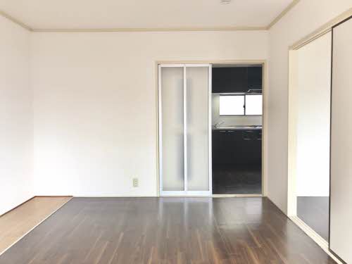 エトワール A棟 A0102号-8