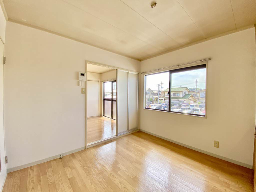 エトワール C棟 C0206号-4