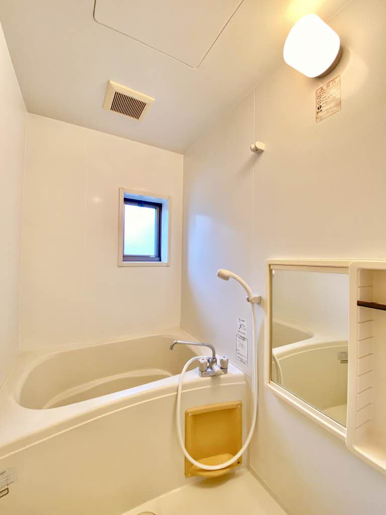 メゾン デラ W B棟 B0203号-8