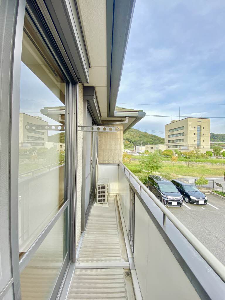 メゾン デラ W B棟 B0203号-13