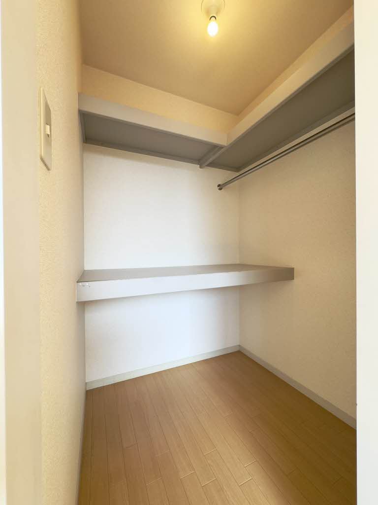 メゾン デラ W C棟 A0205号-5