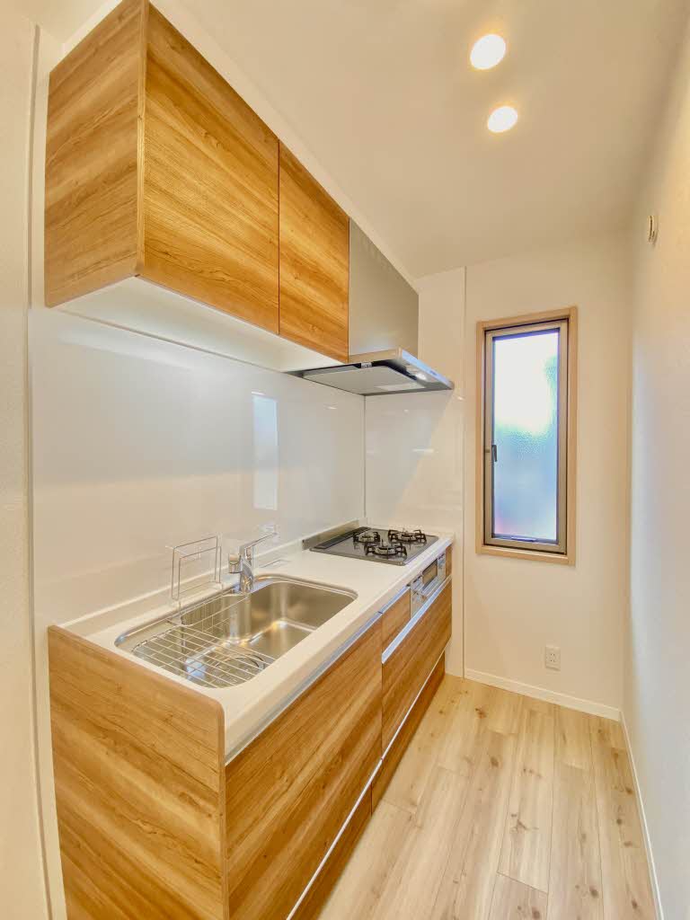 ビック　イースト　Ｂ棟B0103-2