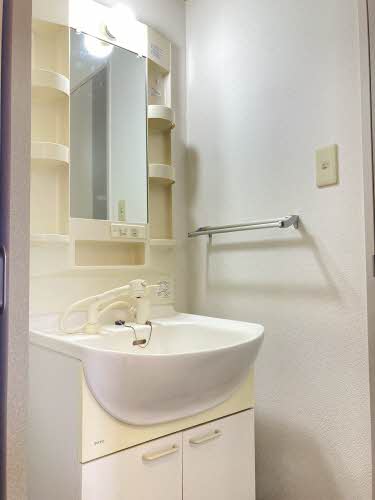 アンシャンテ　新田　Ｂ棟 B0203号-5