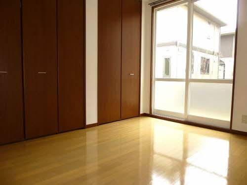 バリュージュサンヨー B棟 B0105号-4