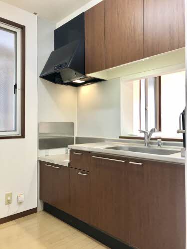 バリュージュサンヨー B棟 B0203号-3