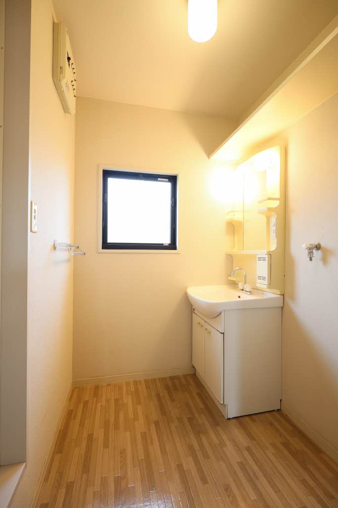 ハイツ花衣 A0201号-5