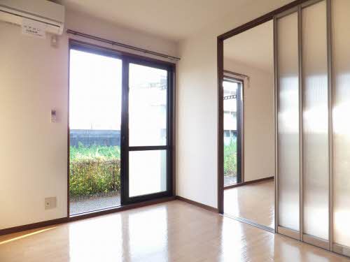 ハイツ足達Ｃ棟 A0101号-10