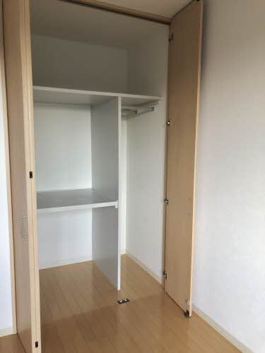 ファルカスⅡ　Ａ棟 A0101号-8