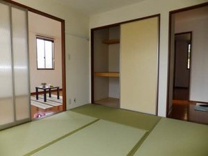 シャーメゾン湯所 A0102号-4