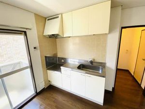 フレグランスフローラ C棟 C0201号-8