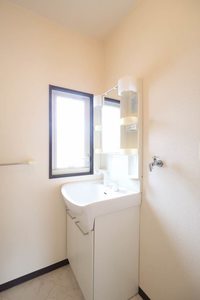 ミニオンハイツ B棟 B0202号-5