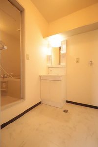 ミッドチェスターハウス　Ｂ棟 A0201号-9