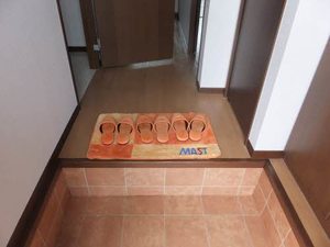 ラウンド・ヒルズ A0102号-2