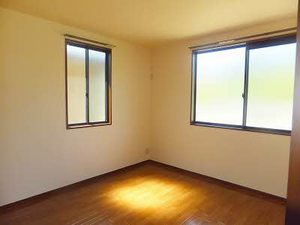 バレイ上温品 B棟 B0201号-4