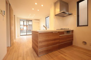 イーストリバーパラリア　壱番館A0102-3