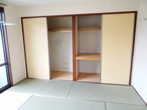 ILEXHEIM U棟 B0201号-12