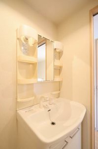 ファミール　アビタシオン A0101号-4