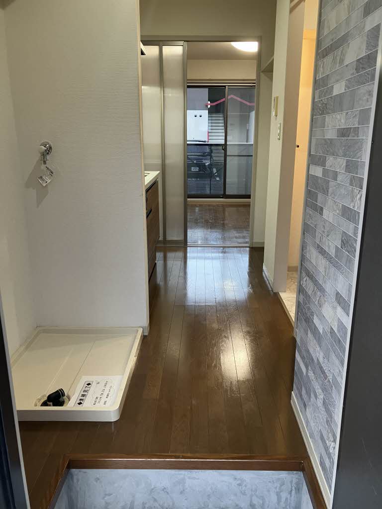 シャーメゾンウエスト A0102号-2