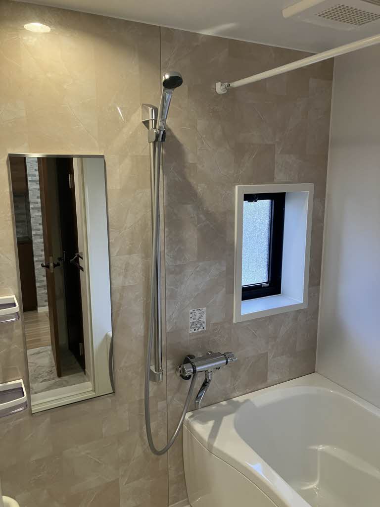 ベルエア E棟 E0202号-4