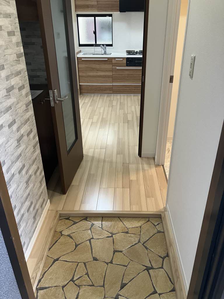 ベルエア E棟 E0202号-7