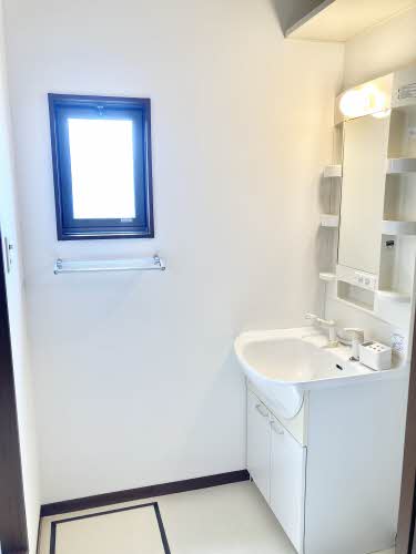 オータムK B棟 B0102号-11