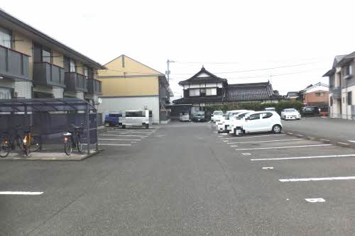 ペーシュ・イゾウ B棟 B0203号-13