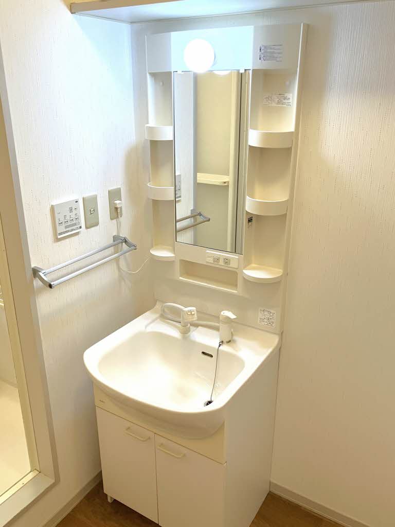 グリーン・ヴィラ A棟 A0201号-12