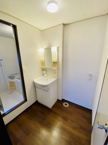 フレグランスフローラ C棟 C0201号-4