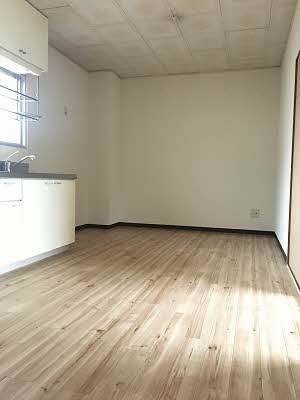 アーバンプレシオ A0302号-4