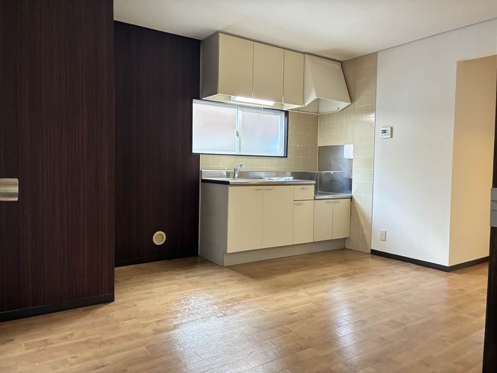 ヴィラ・シーハイル A0102号-2