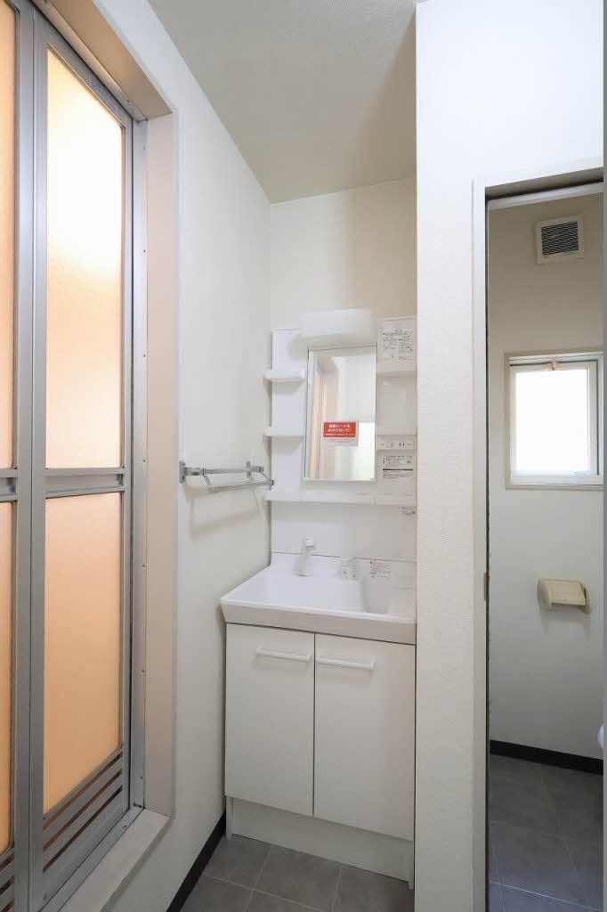 フレグランス口田 A0102号-5