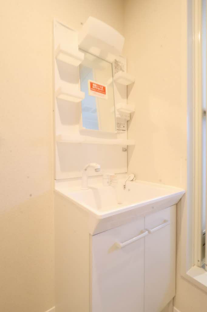 エモーション B棟 B0201号-7