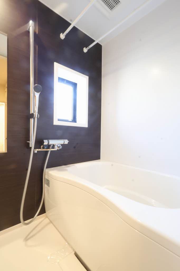 エモーション B棟 B0201号-8