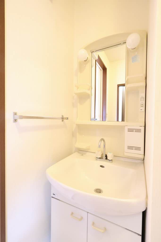 カーサ・アミーガ　　Ｄ棟 D0201号-5